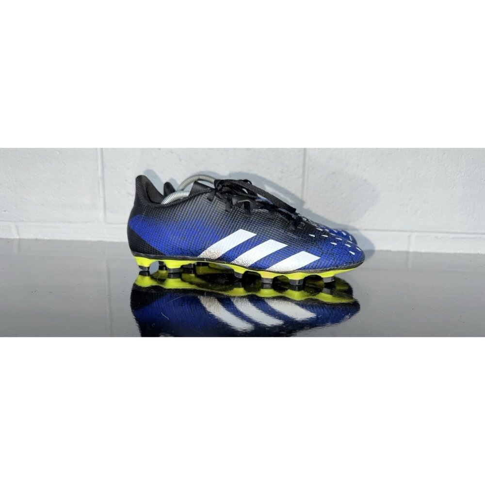Adidas Predator Freak.4 FG Mens Soccer Cleats Size 8.5 Blue Black White FY0625